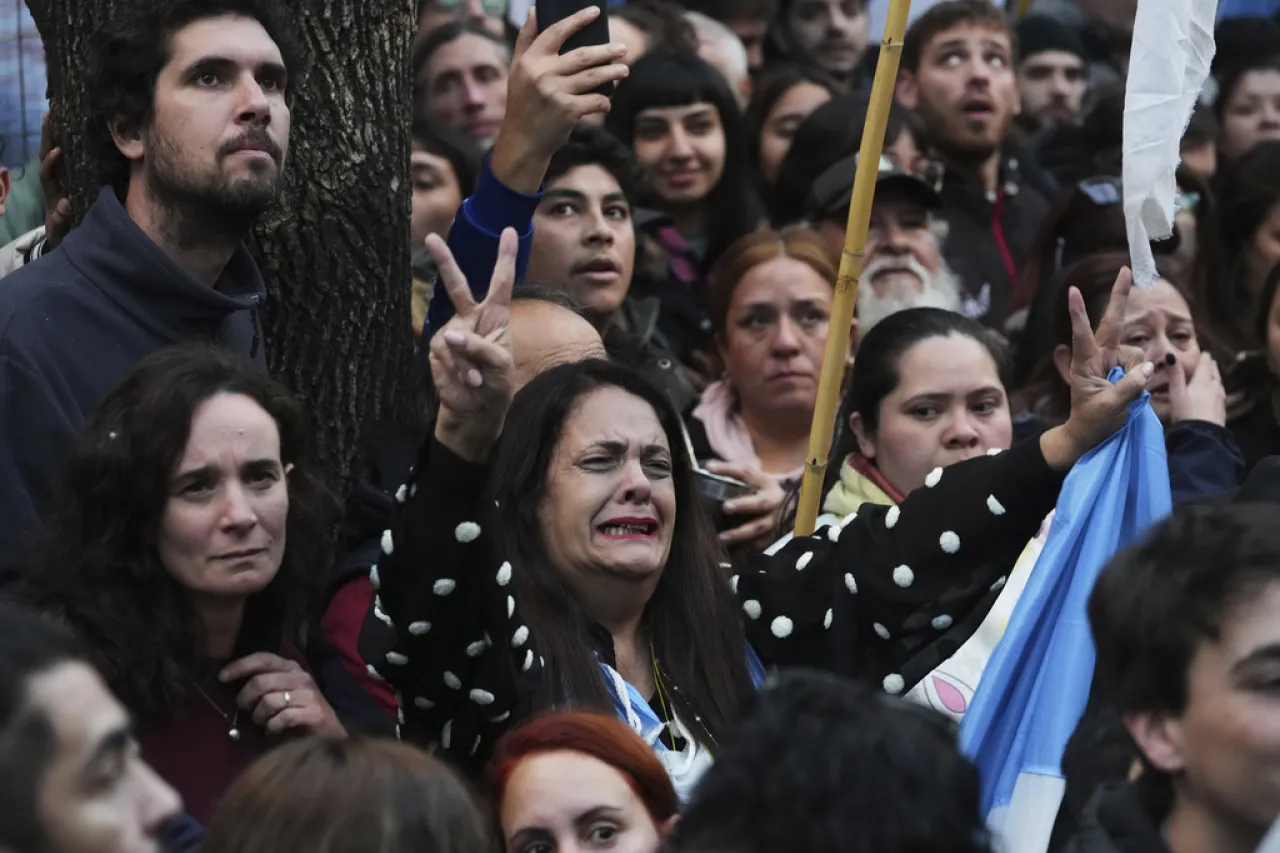 Arremete Cristina Fernández contra jueces que ratificaron su condena