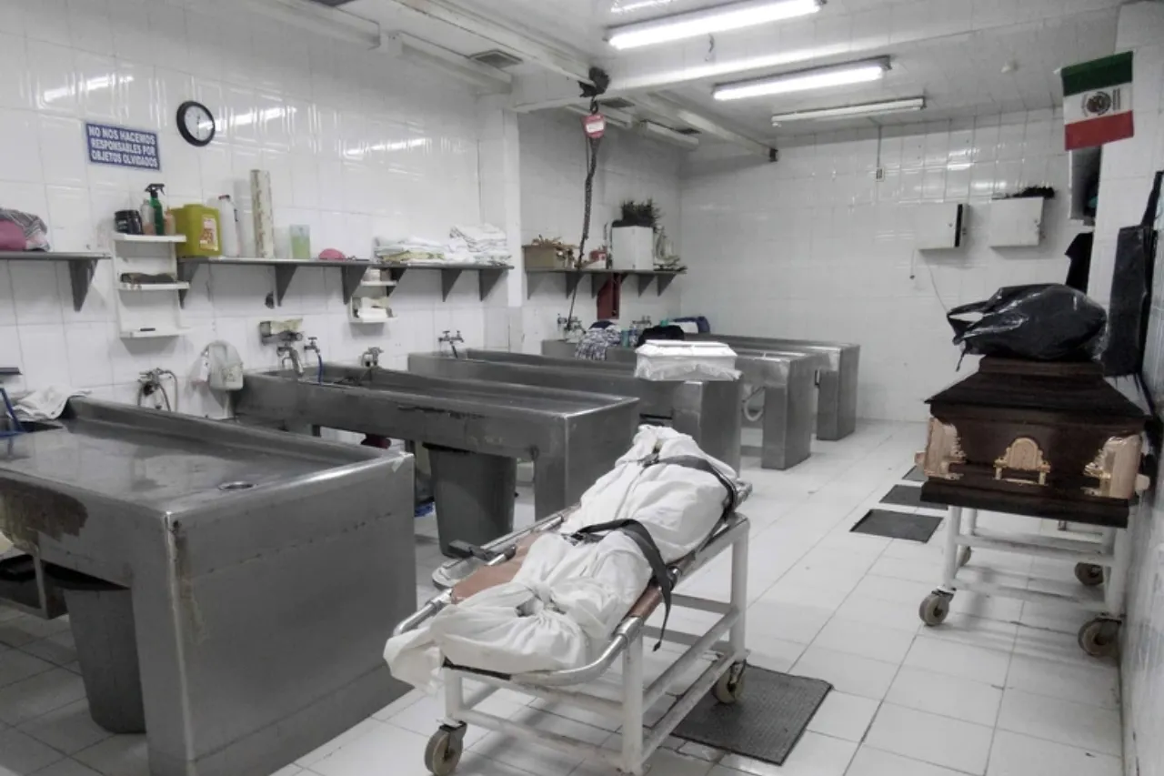 Protestan funerarias por nuevos certificados electrónicos de defunción