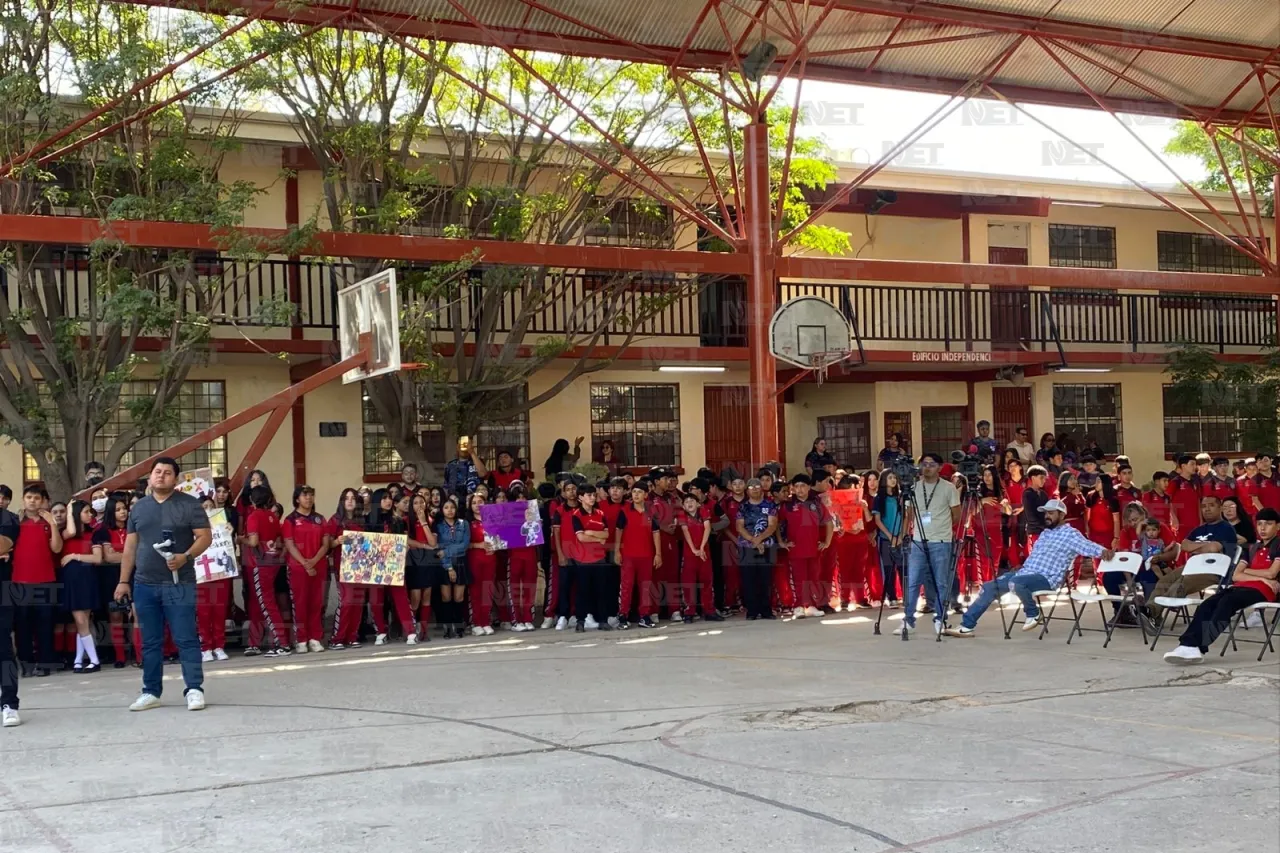 Secundaria Técnica 89 recibe mejoras y terreno para ampliación