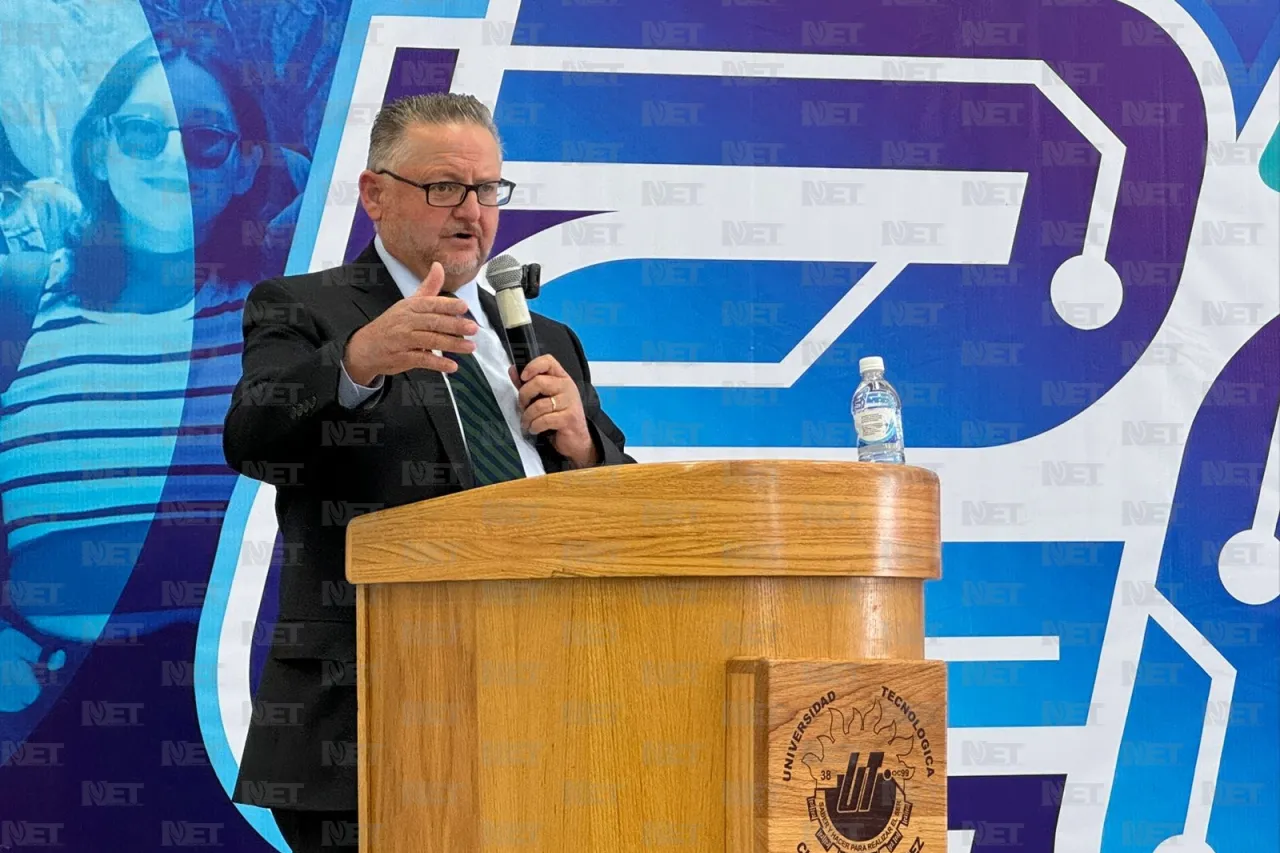 Relocalización y comercio: temas clave en conferencia del cónsul en la UTCJ