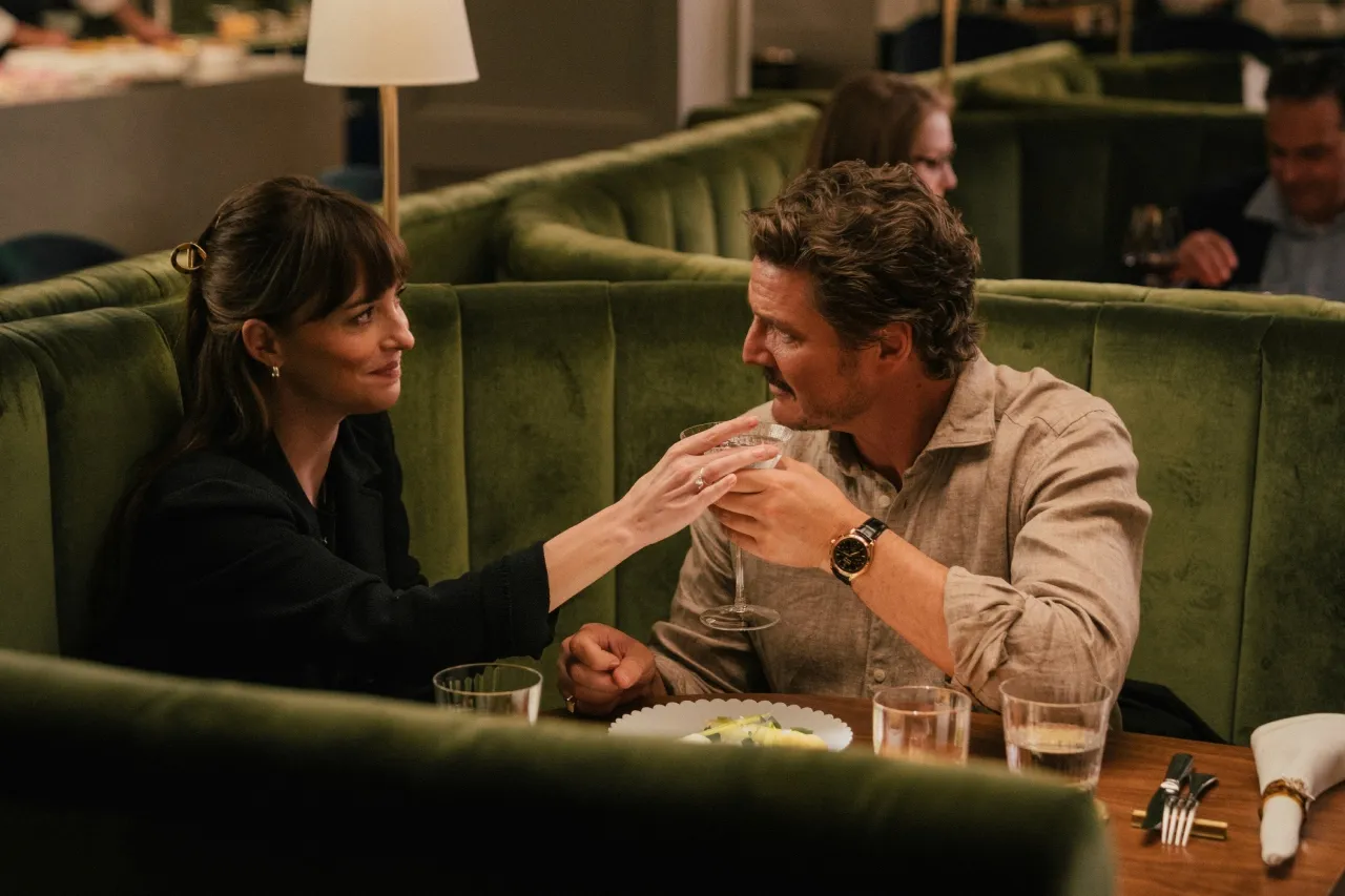 Reseña: La comedia romántica 'Materialists' busca ser honesta sobre el dinero