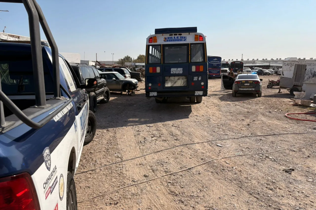 Multan y mandan al corralón a 49 ruteras en Juárez por incumplir ley