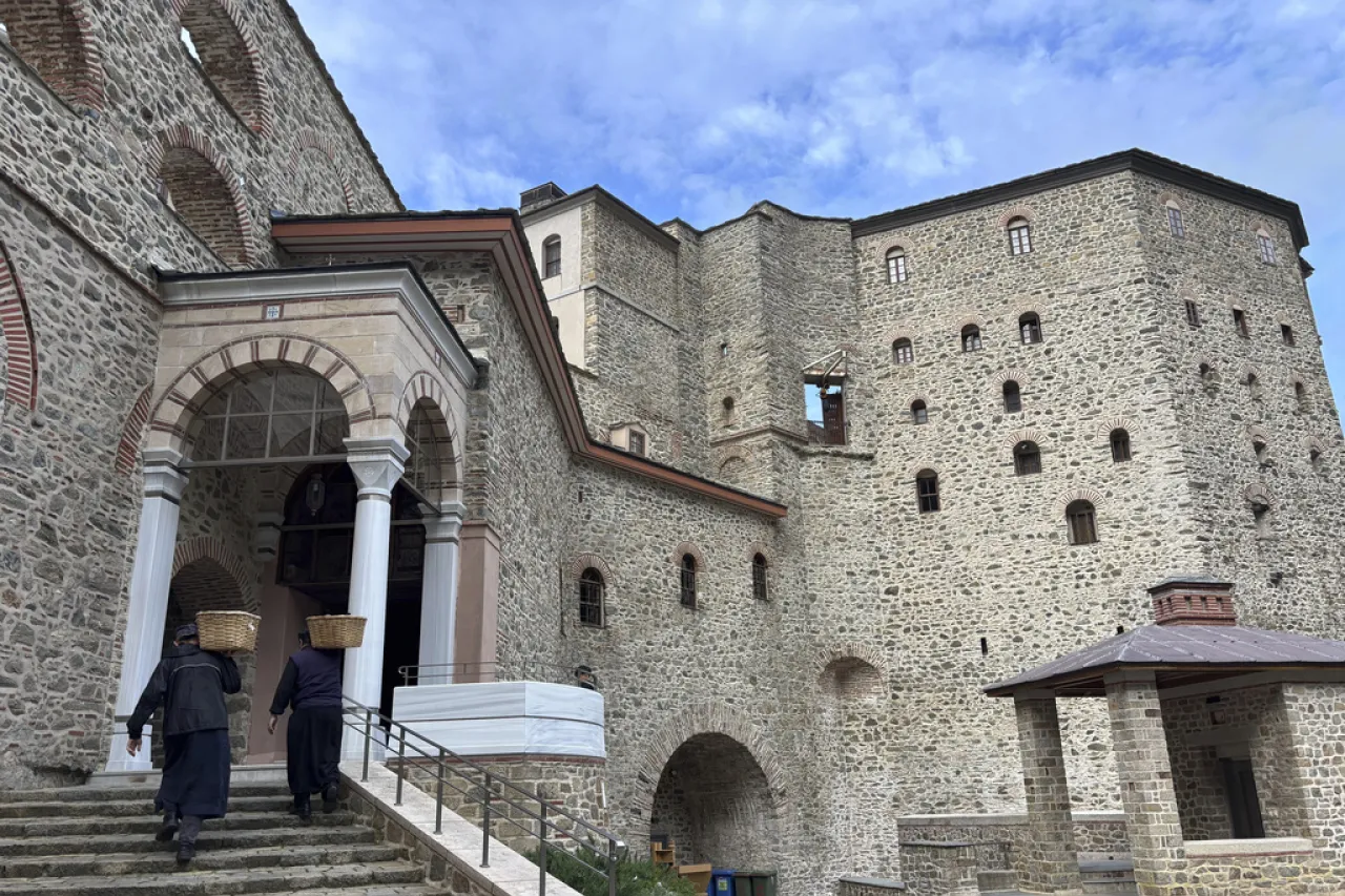 Sismos dañan monasterios centenarios en Grecia