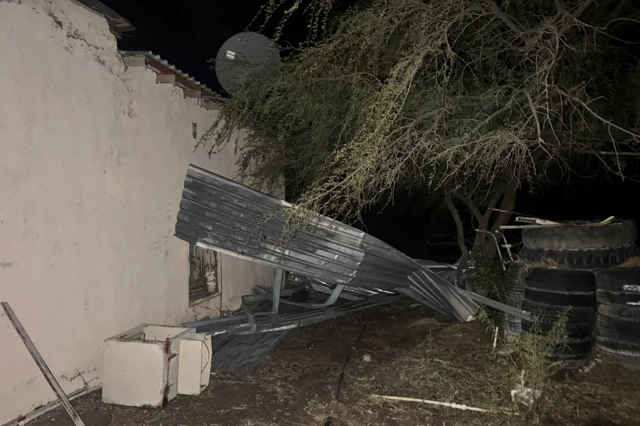Lluvias en municipios serranos dejan daños en casas y caminos