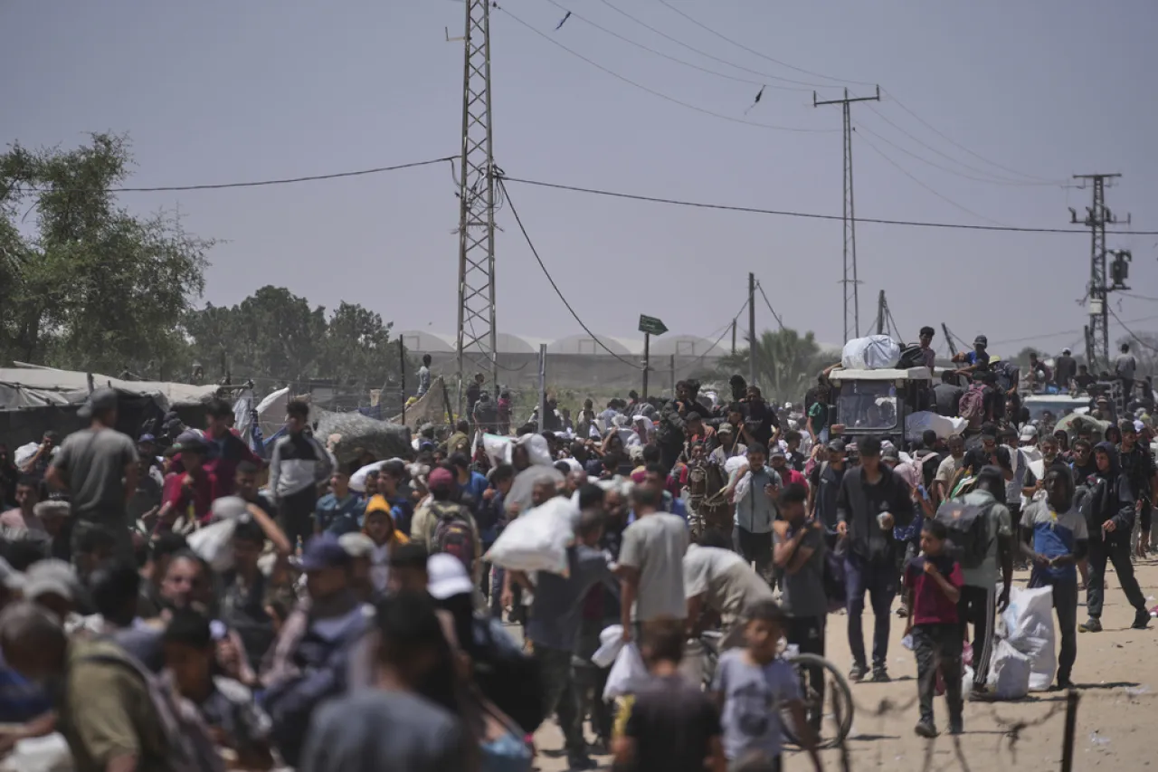 Dispararan soldados israelíes cerca de centro de distribución de ayuda en Gaza