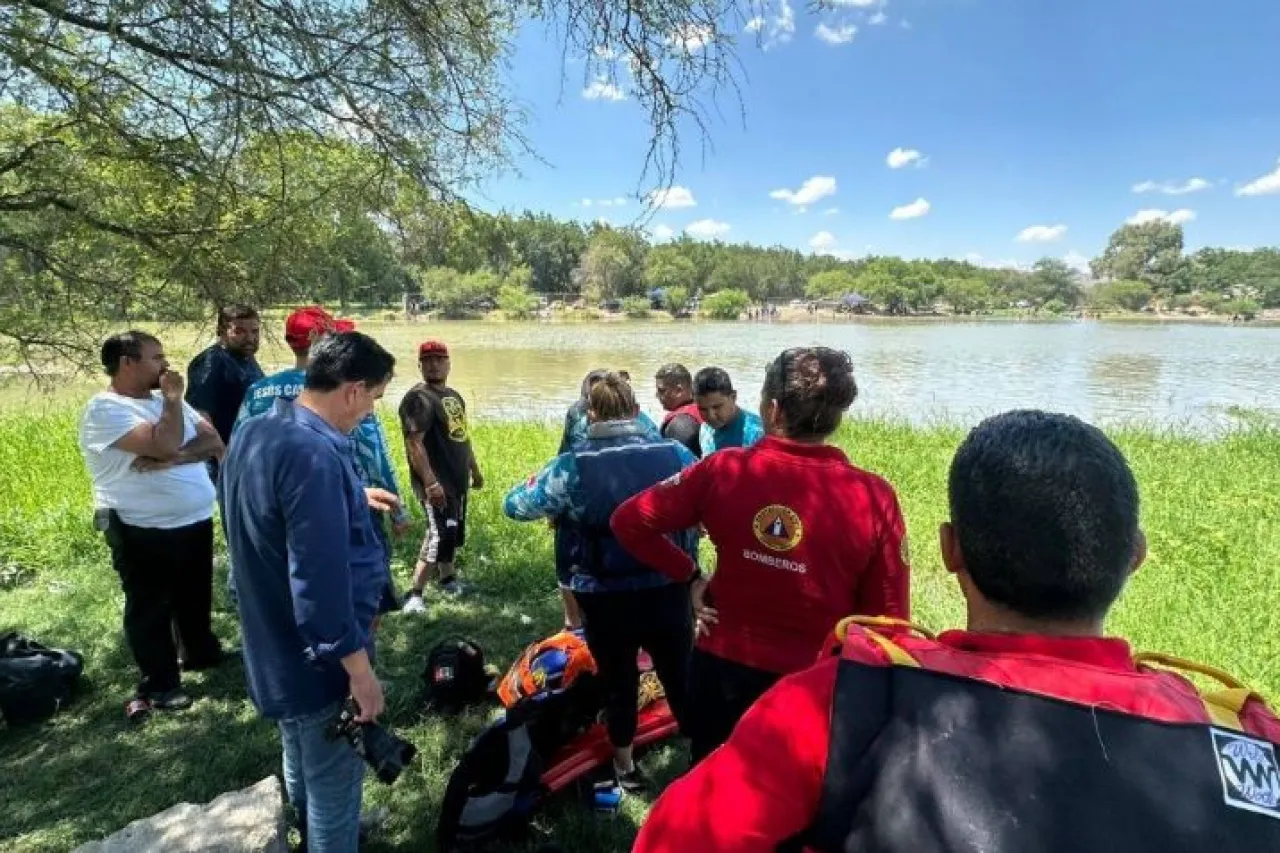 Muere ahogado tras salvar a su esposa e hijo de río; celebraban el Día del Padre