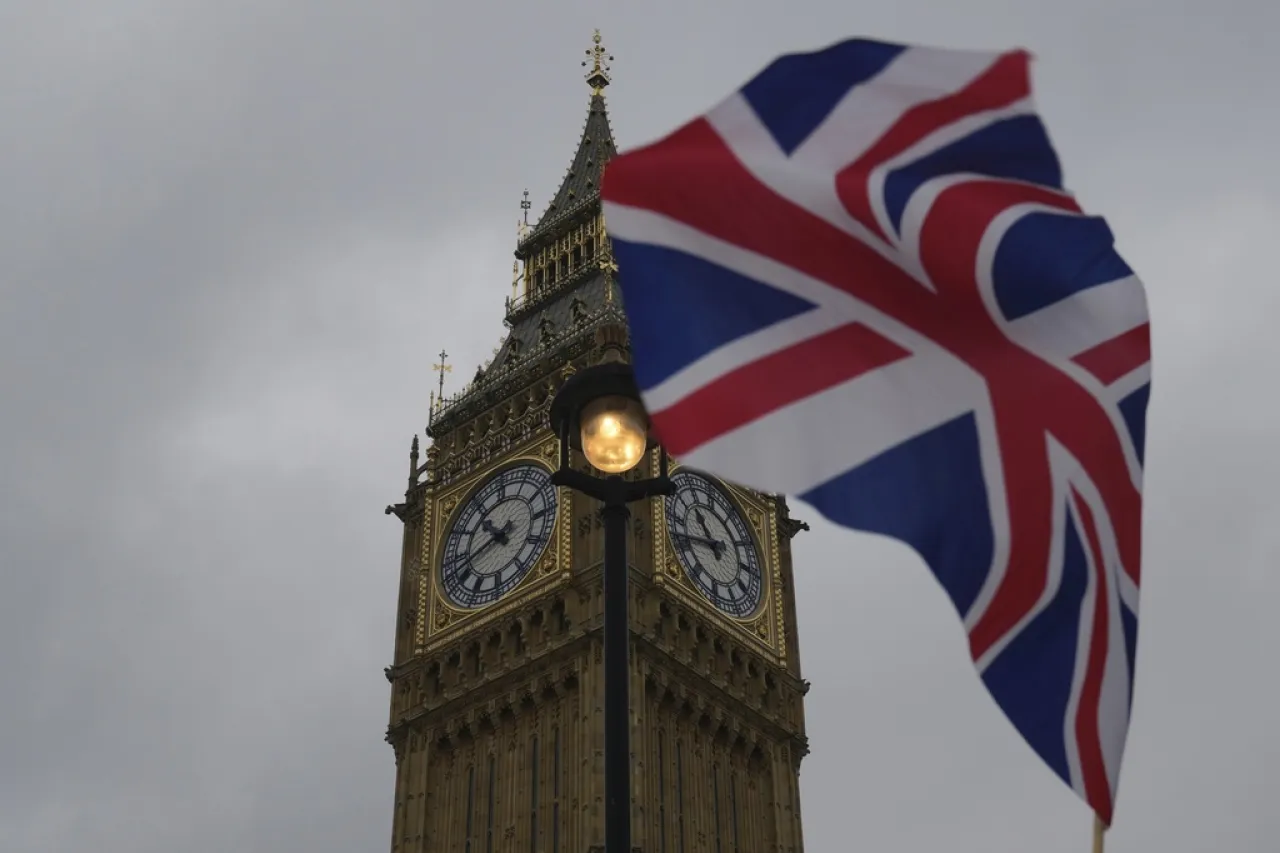 Legisladores británicos estudian despenalizar el aborto