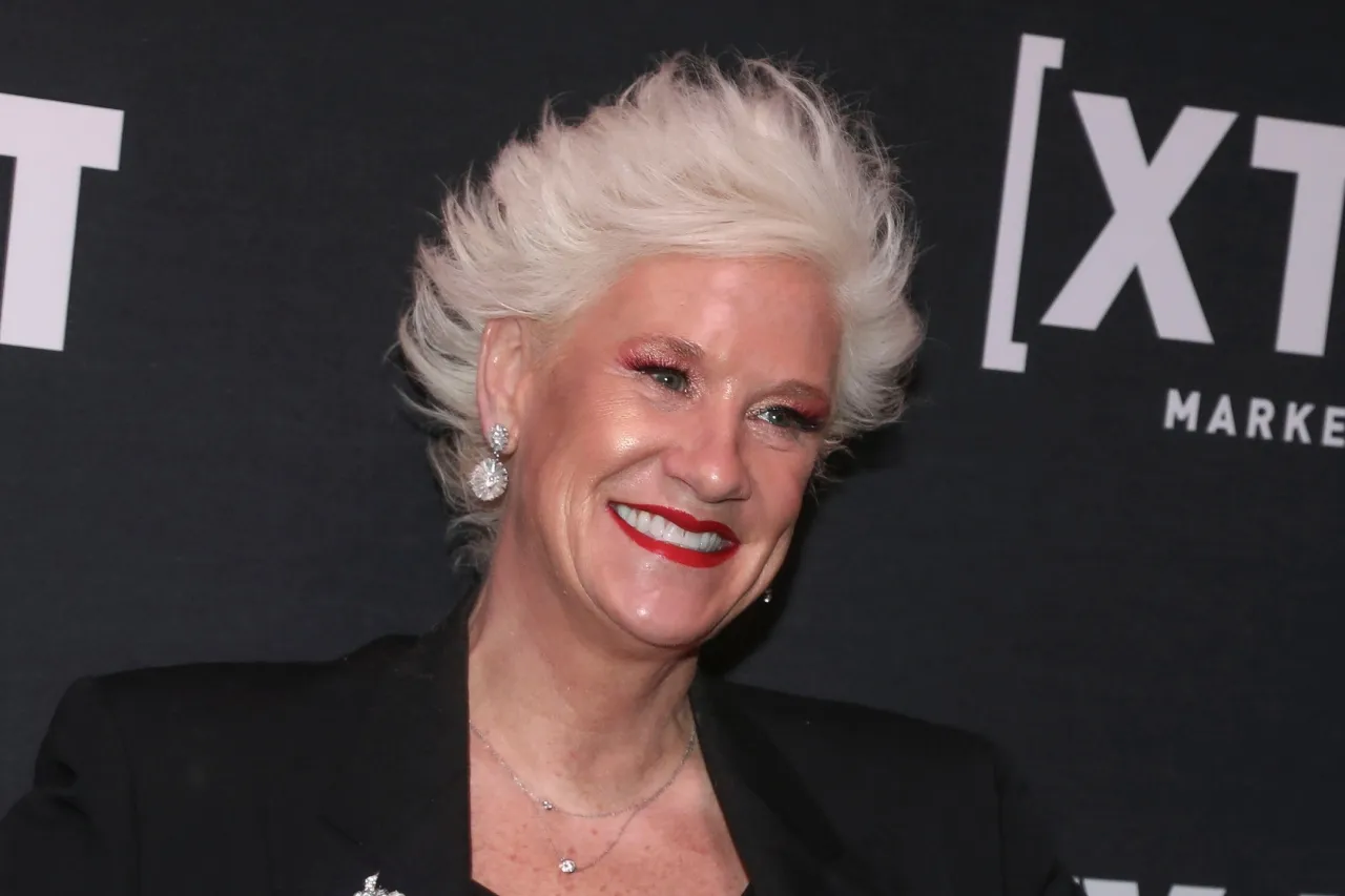 Muere Anne Burrell, la chef entrenadora de 'Worst Cooks in America'