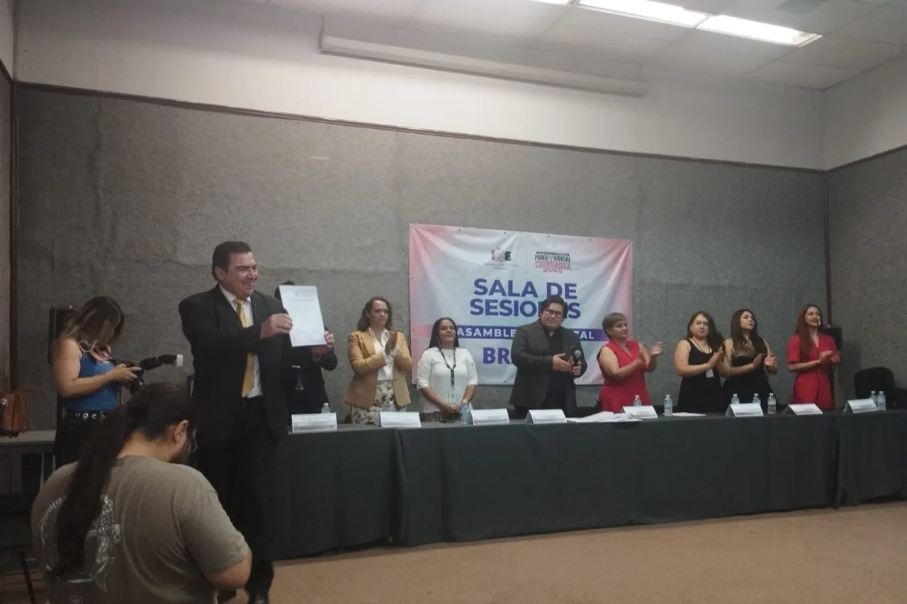 Inicia entrega de constancias de mayoría a jueces electos