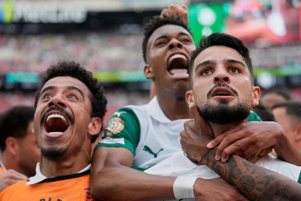 Palmeiras le gana al Al Ahly y se mete a octavos del Mundial de Clubes