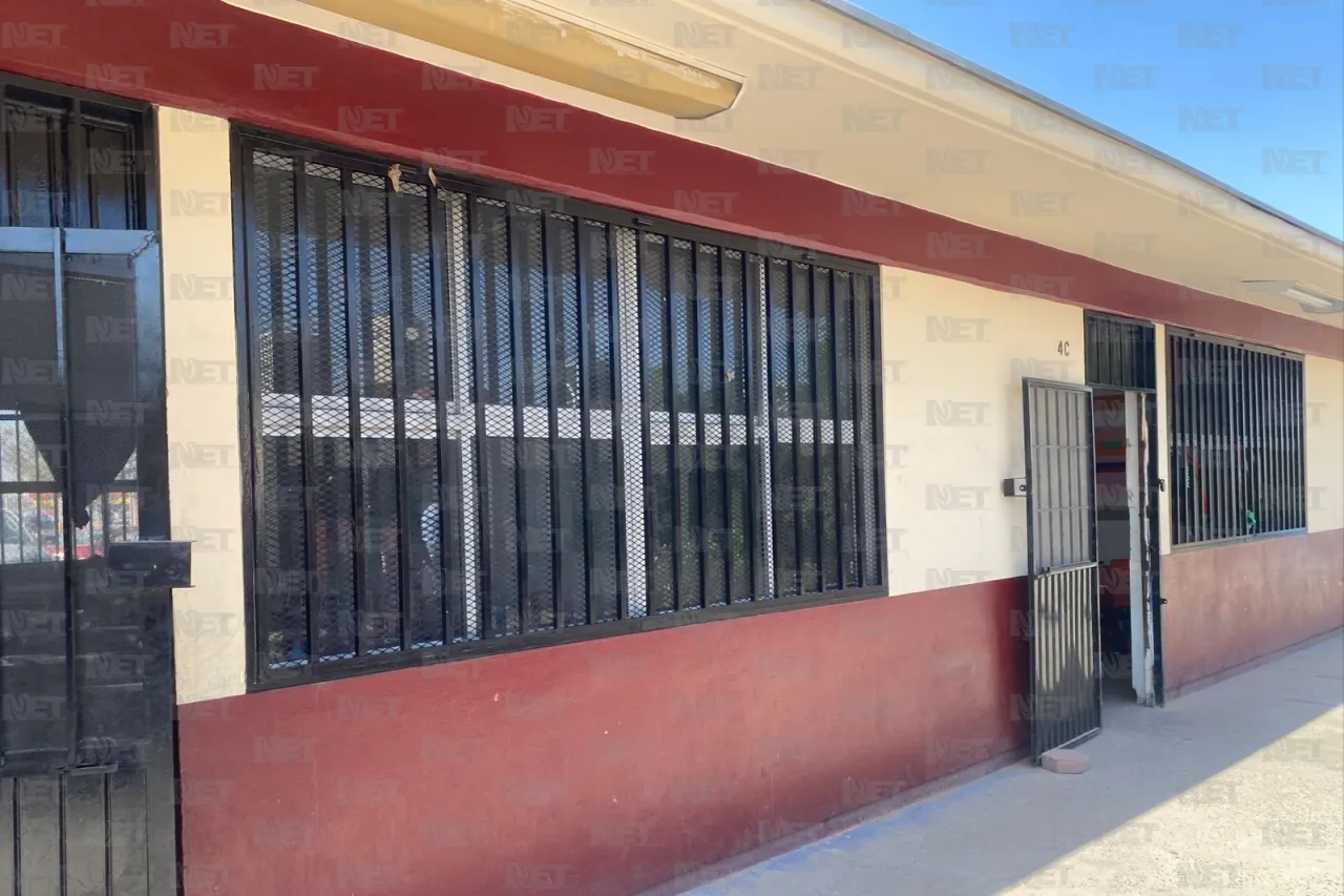 Municipio entrega mejoras en escuela Hilario Carmona