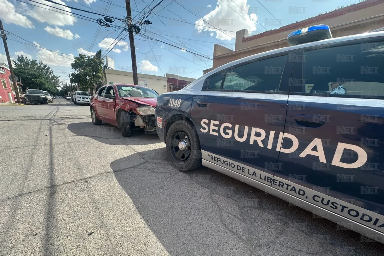 Chocan 3 vehículos en la Ignacio de la Peña