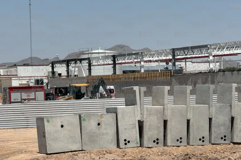 Muere trabajador tras derrumbe en construcción en bulevar Zaragoza
