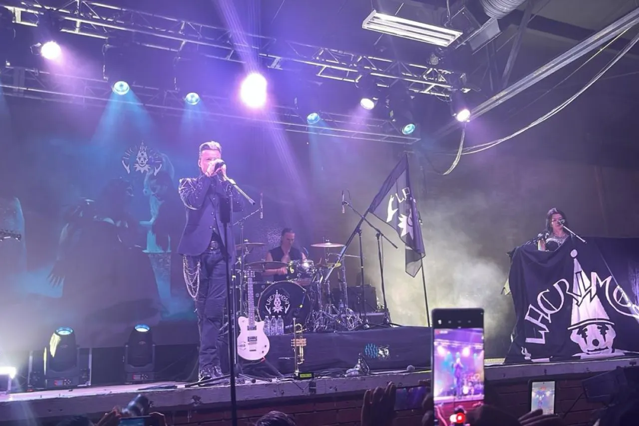 Lacrimosa conquista Ciudad Juárez con su Lament World Tour