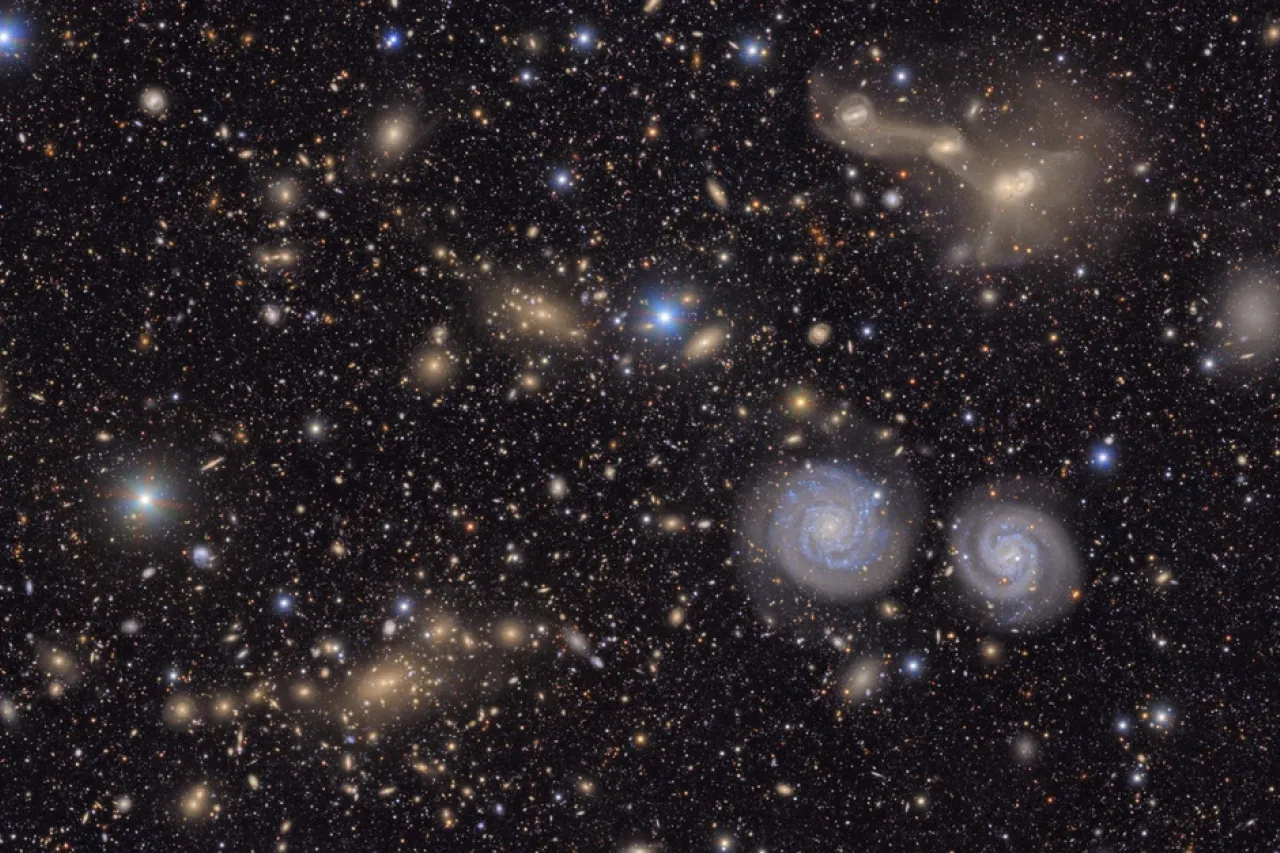 Cámara más grande jamás construida revela sus primeras imágenes del universo
