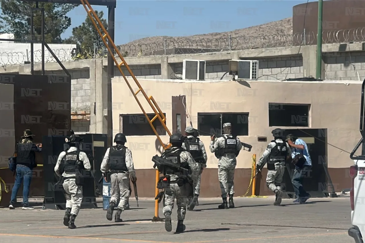 Continúa operativo al interior del Cereso 3; familiares esperan información