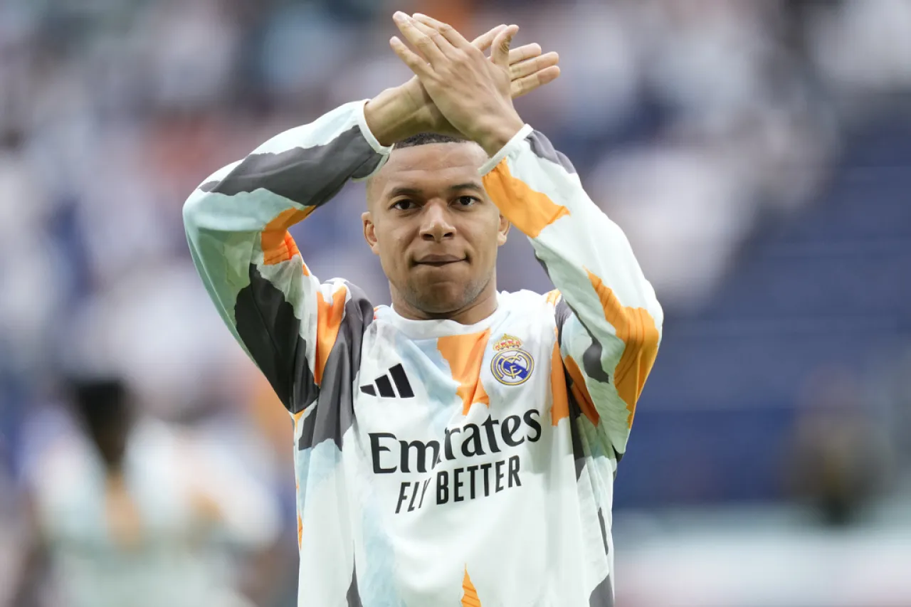 Mbappé no jugará contra Salzburgo en el Mundial de Clubes