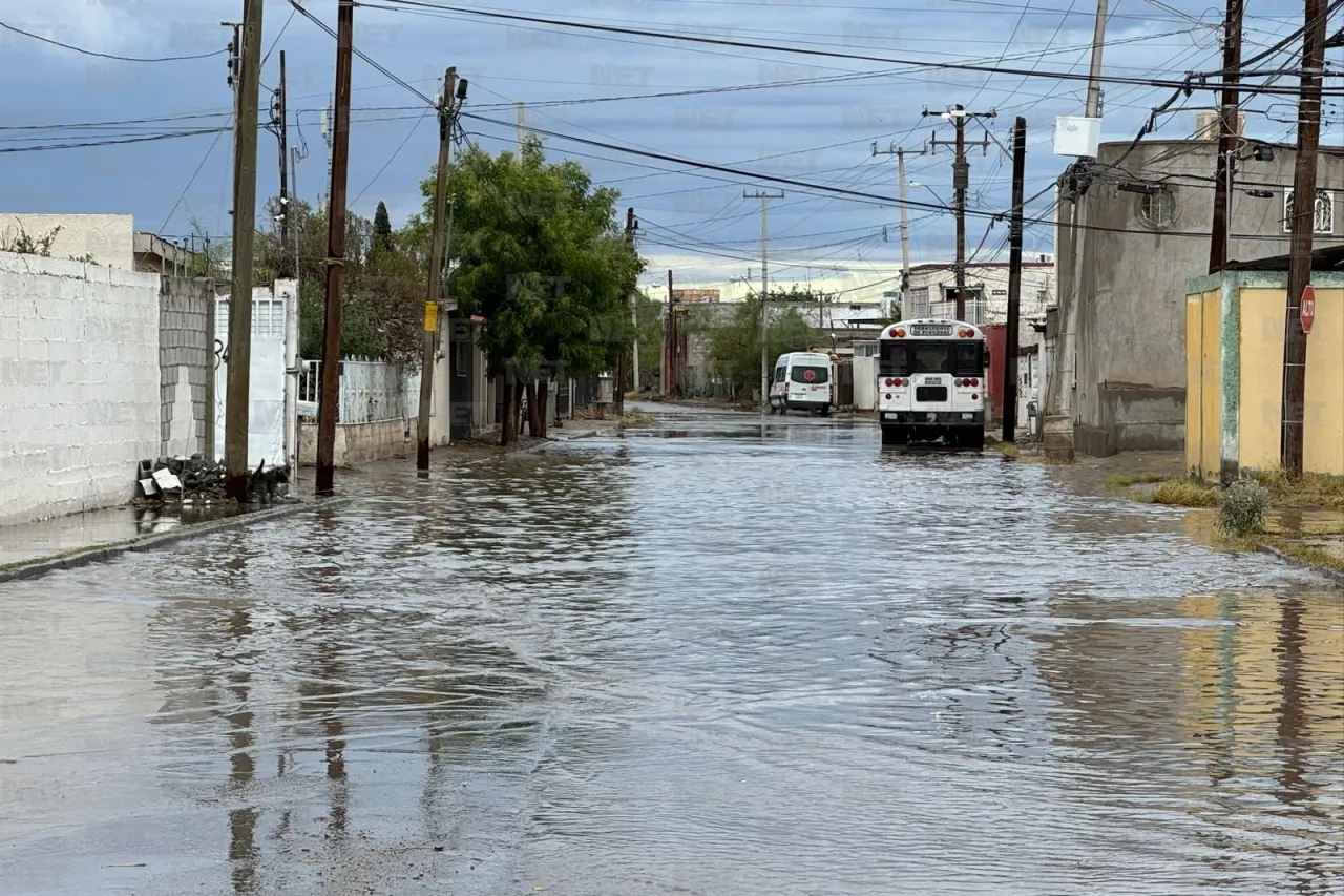 Lluvias causan cierres viales y choques en distintos puntos de la ciudad