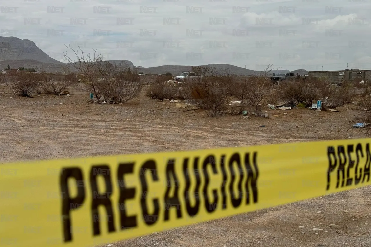 Juárez: Encuentran a hombre sin vida en un lote baldío