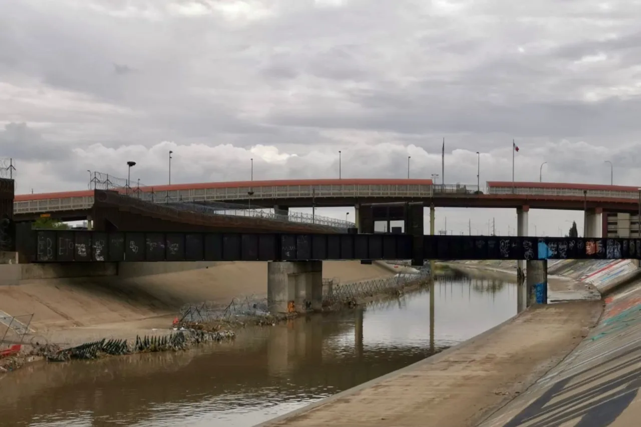 Vuelve a la vida caudal del río Bravo tras recientes lluvias en la frontera