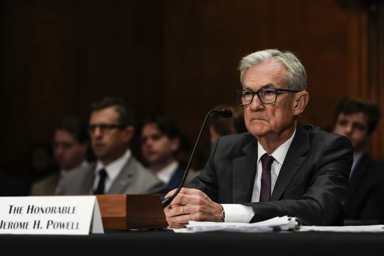 Presidente de la Fed reitera advertencia sobre aranceles