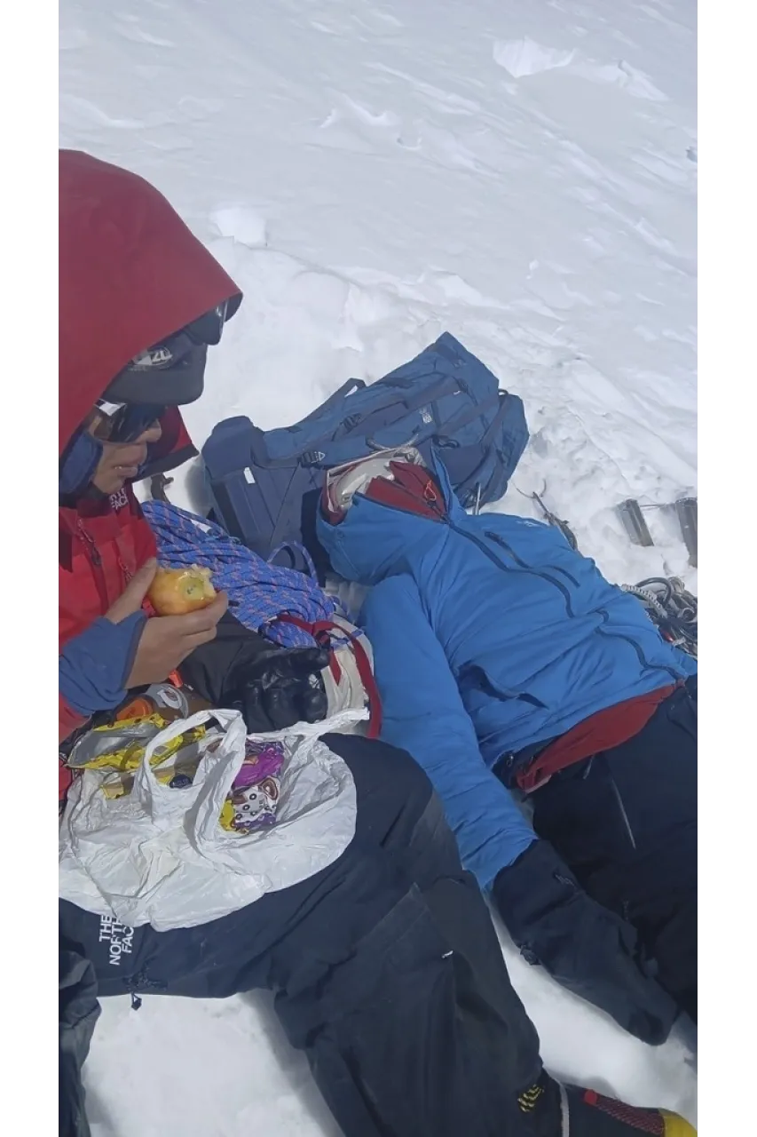 Tragedia en el Huascarán: Muere montañista japonesa, otra sobrevive al frío
