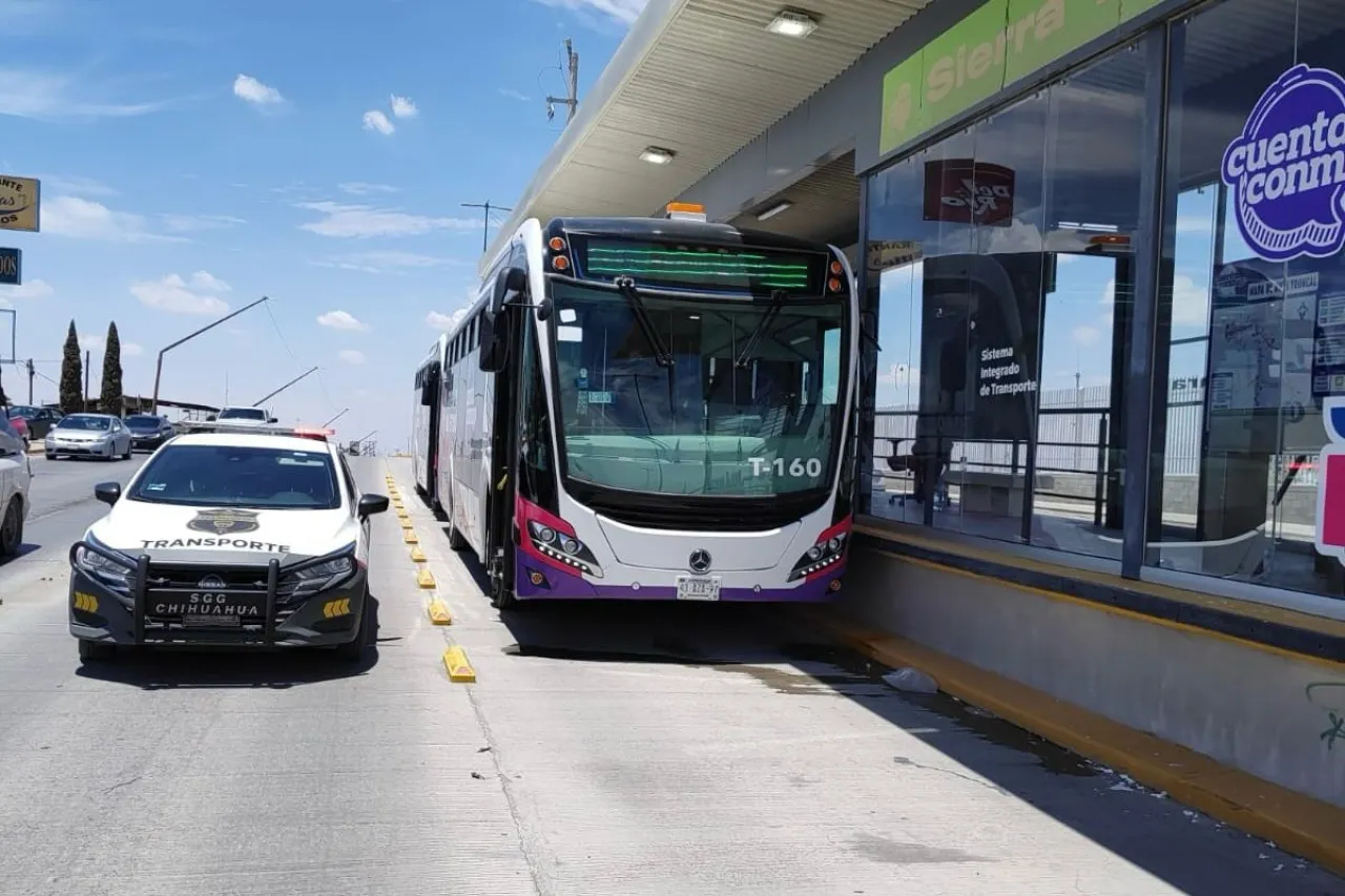 Recorren 4 camiones tramo del BRT 1 para pruebas