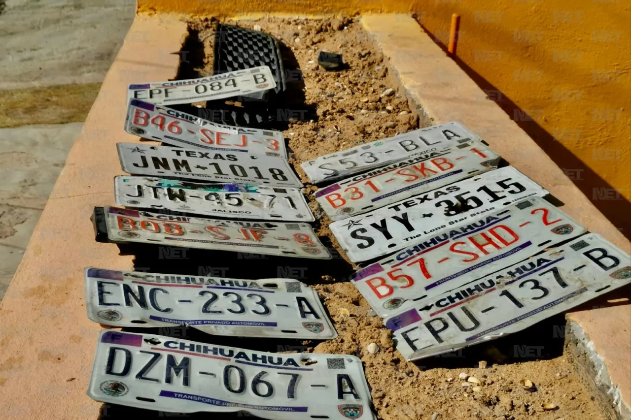 ¿Sin placas por la lluvia? Podrías encontrarlas en este cruce