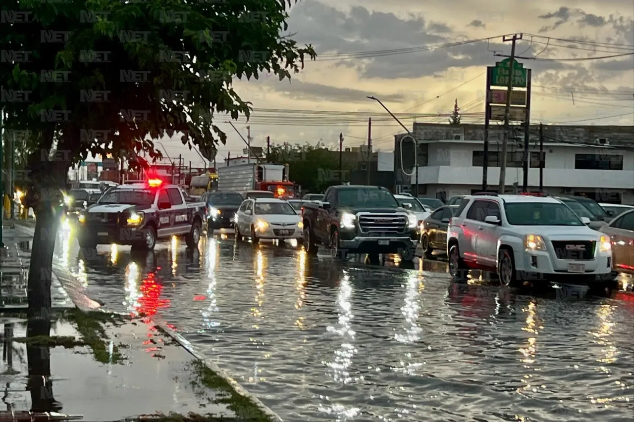 Se registran encharcamientos en varias zonas de Juárez