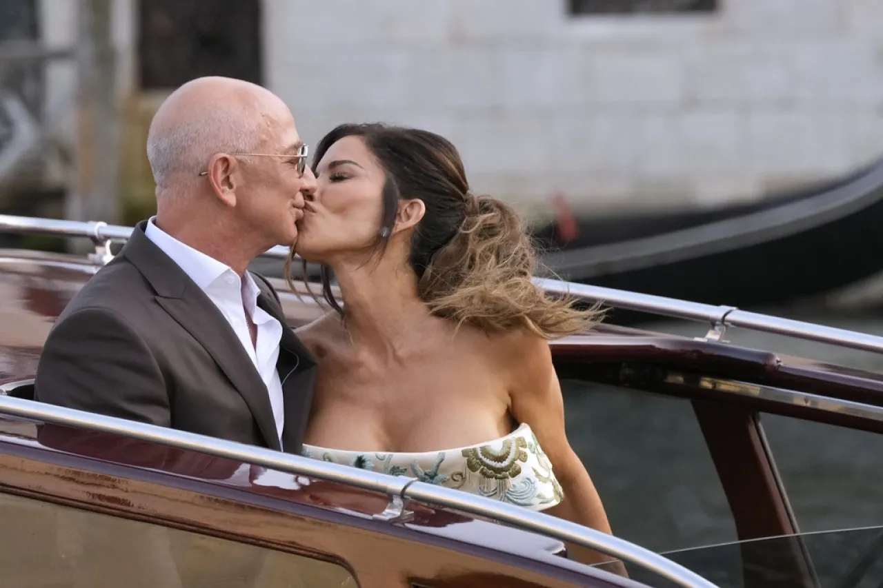 Estas son las celebridades que asistieron a la boda de Jeff Bezos en Venecia