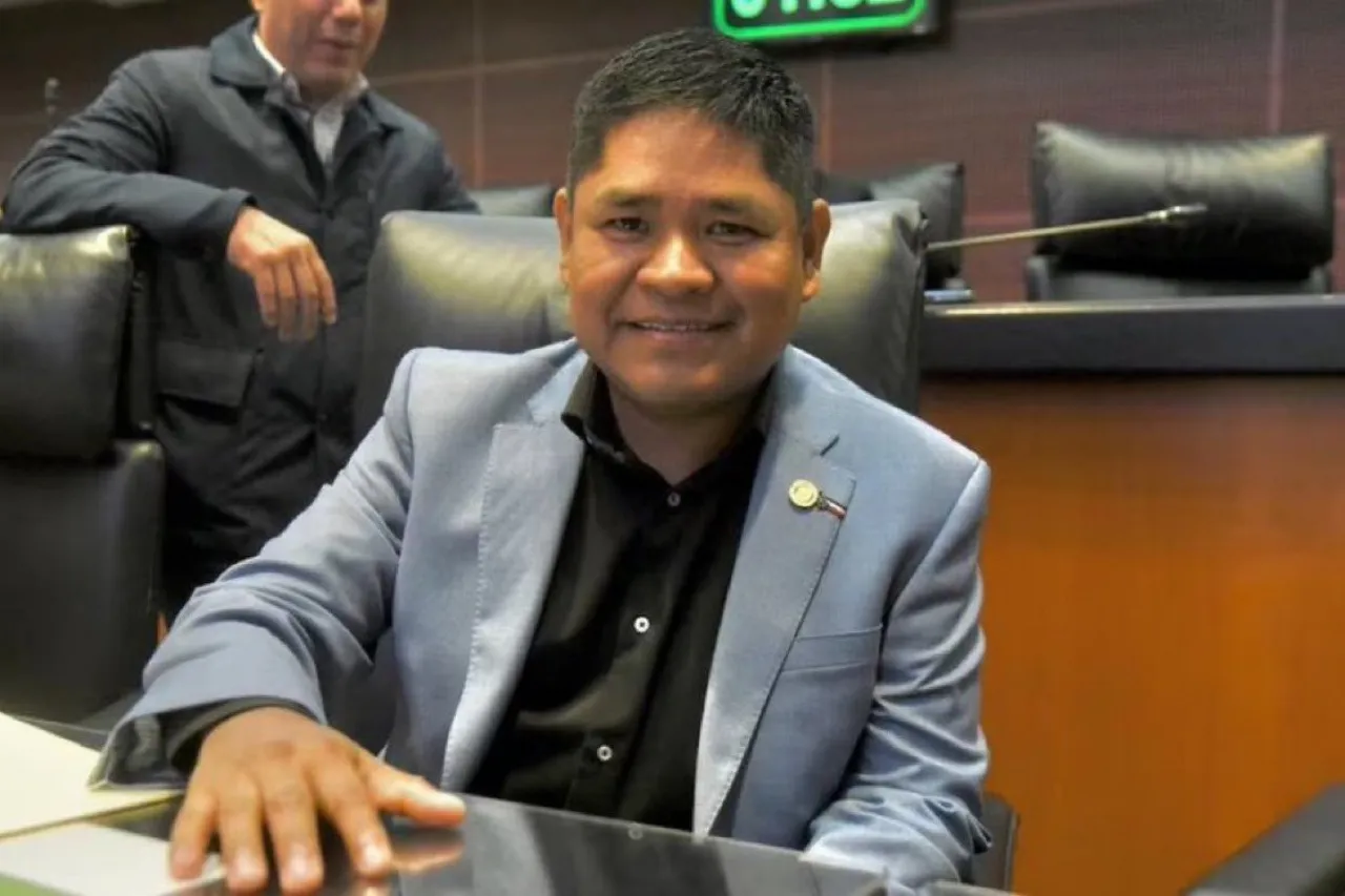 Erasmo Catarino toma protesta como senador del PVEM