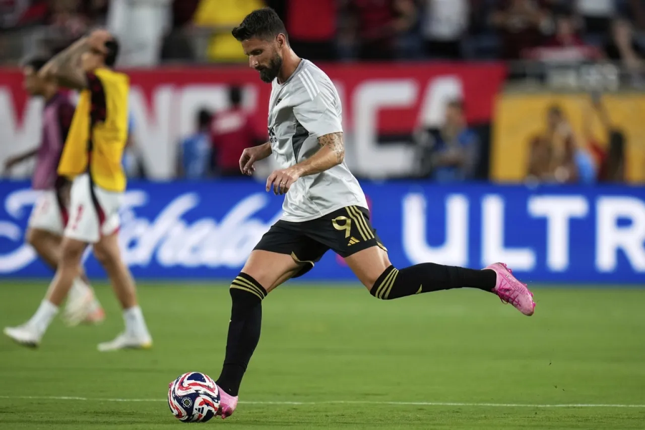 Olivier Giroud se despide de LAFC tras un año decepcionante