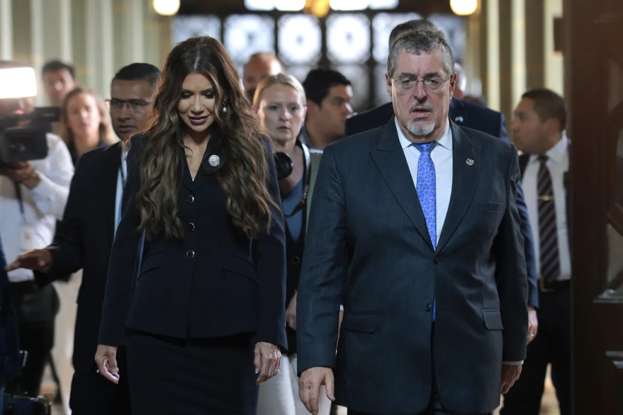 Presidente de Guatemala niega acuerdo de tercer país seguro con EU