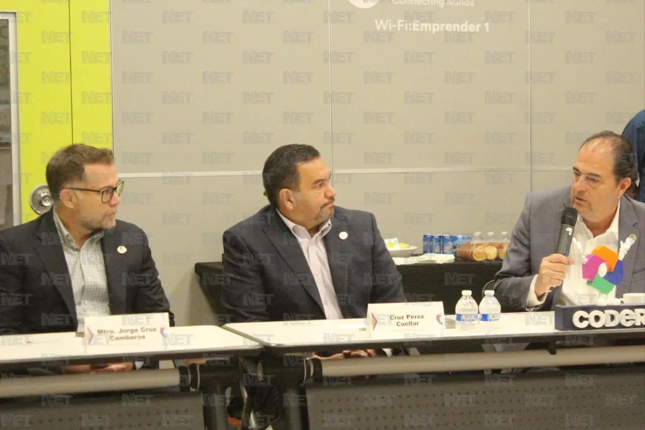 Presentan a alcalde inversiones por más de 8 mil millones para Juárez
