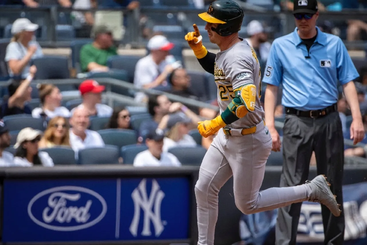 Atléticos blanquean a Yankees