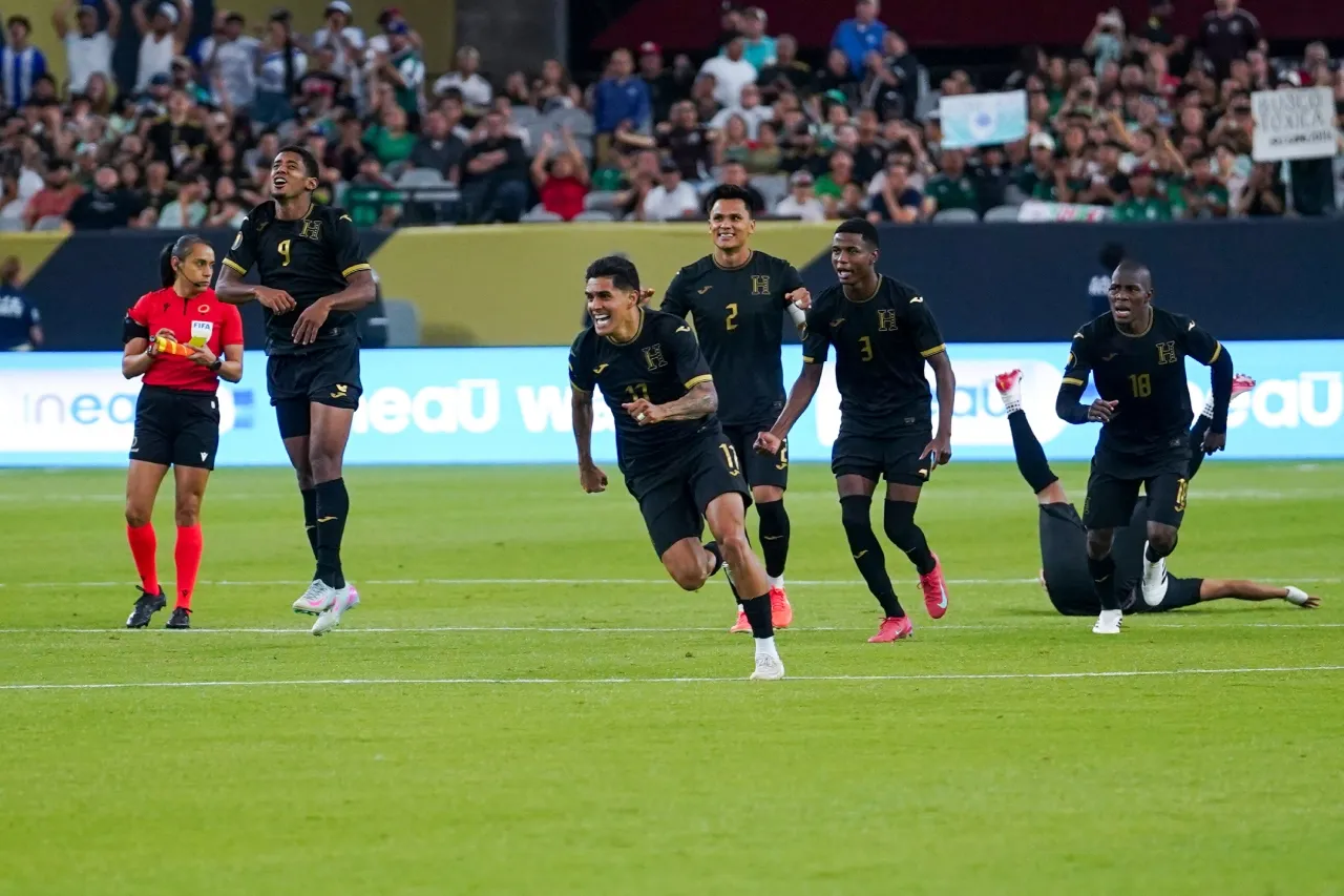 Avanza Honduras a semifinales de la Copa Oro tras vencer en penales a Panamá