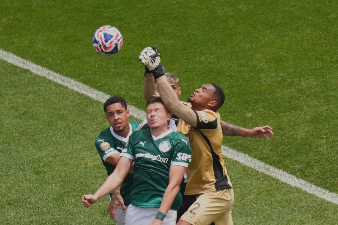 Paulinho se viste de héroe y mete a Palmeiras en 4tos del Mundial de Clubes