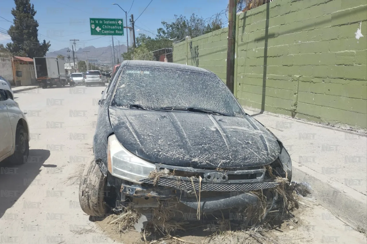 Lo pierden todo 32 familias y siguen incomunicadas