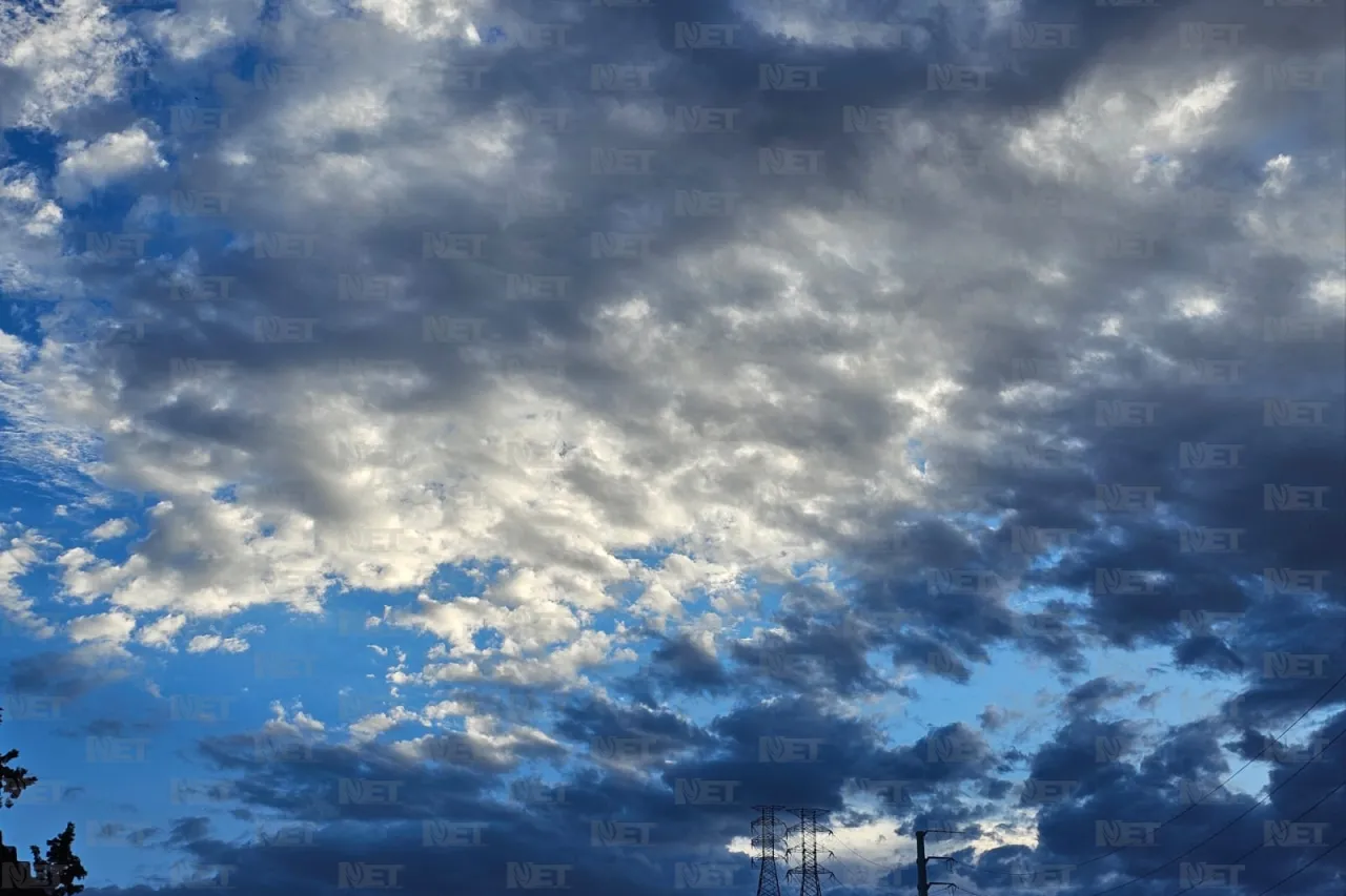 Nubosidad origina bello atardecer en Juárez