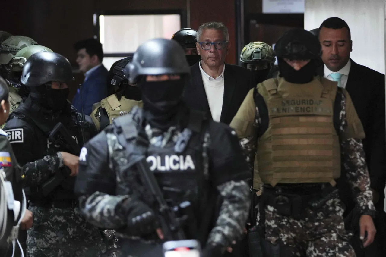 Añaden 13 años más de cárcel al exvicepresidente de Ecuador Jorge Glas