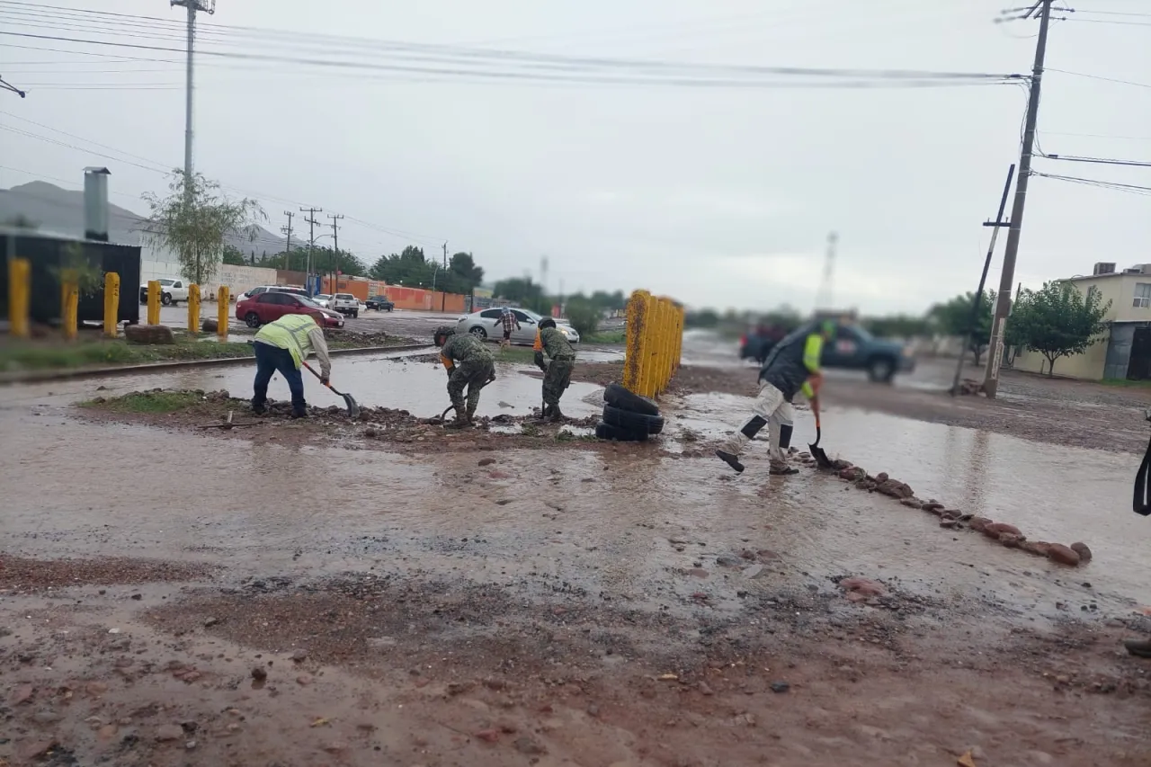 Despliega Sedena Plan DN-III por intensas lluvias en la capital