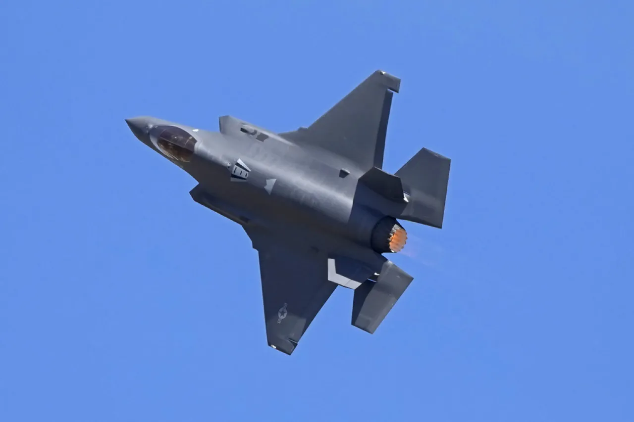 Israel lanza ataques aéreos contra rebeldes hutíes en Yemen