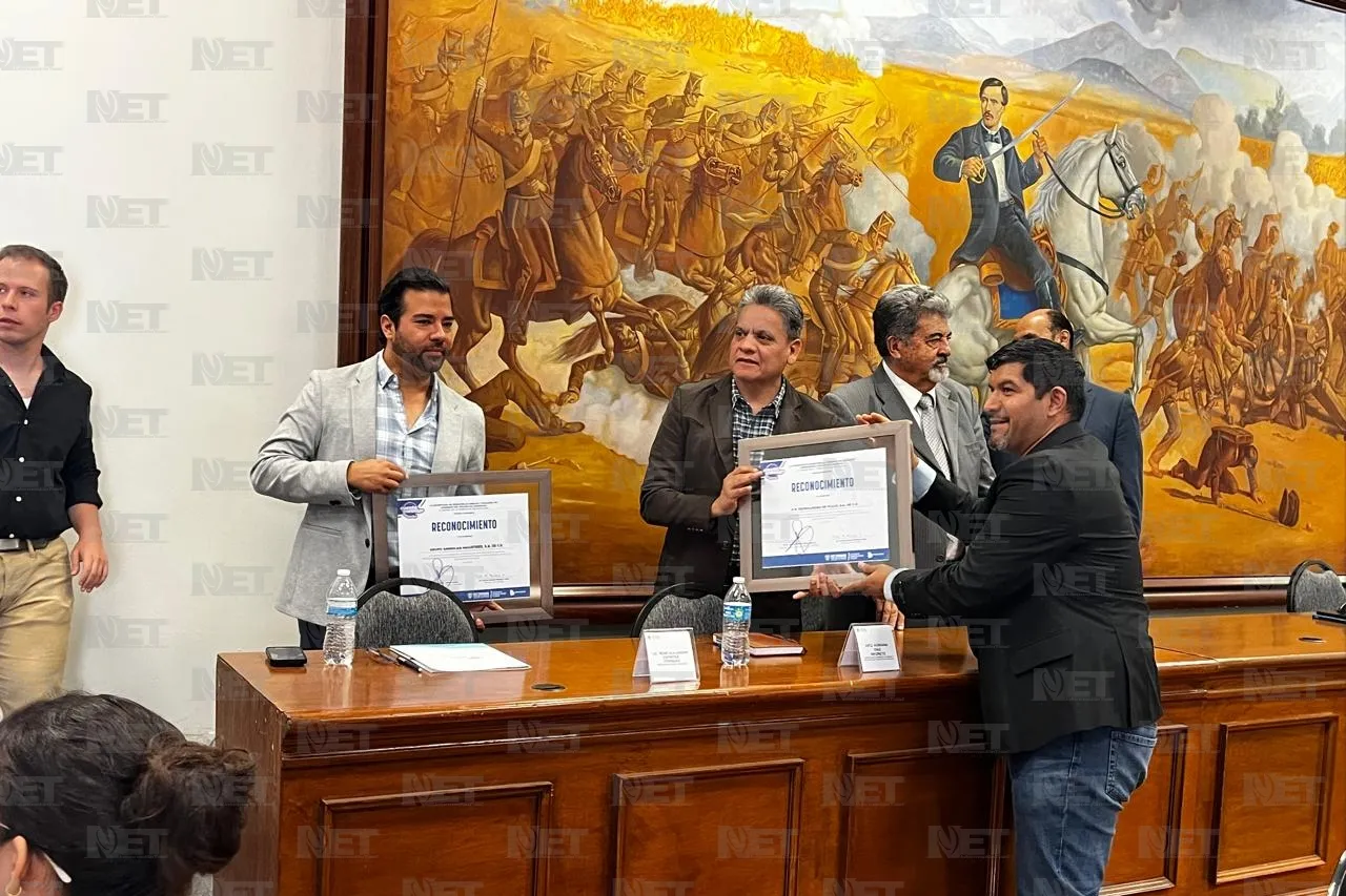 Entregan reconocimientos a empresas comprometidas con el medio ambiente