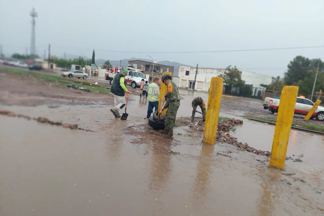 Despliega Sedena Plan DN-III por intensas lluvias en la capital