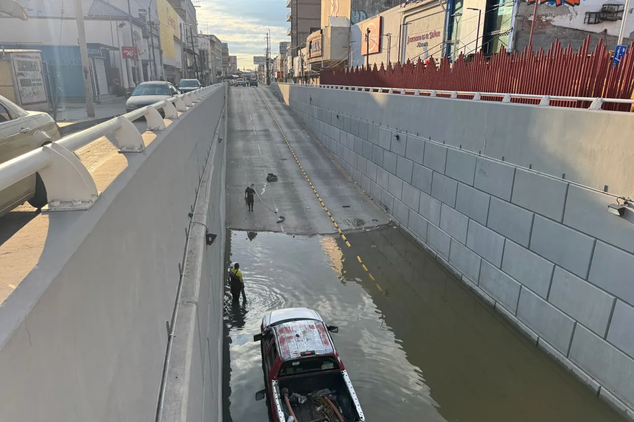 Continúa cerrado túnel de la 16 de Septiembre y Lerdo