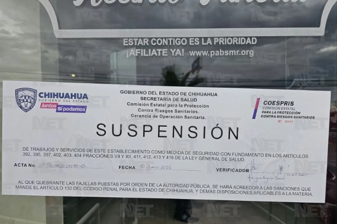 Se manifiestan frente funeraria Latino Americana; Coespris suspende local