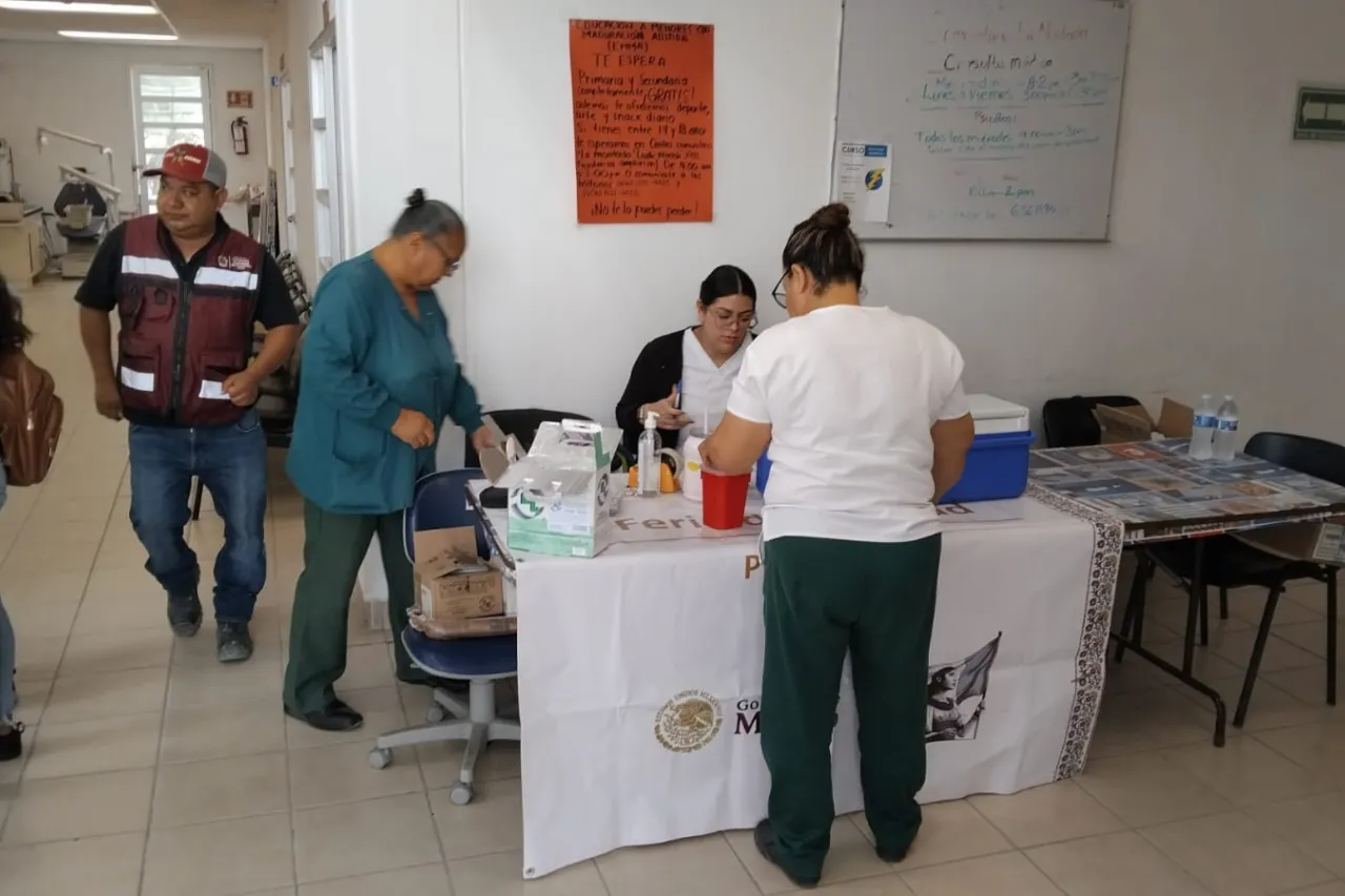 Inicia Jornada de Prevención y Vacunación en zona afectada por las lluvias