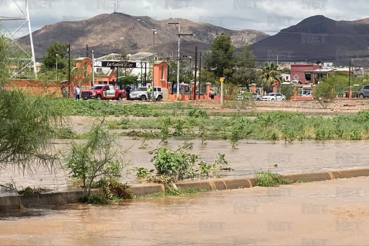 Suman 39 llamados de auxilio por lluvias en la capital