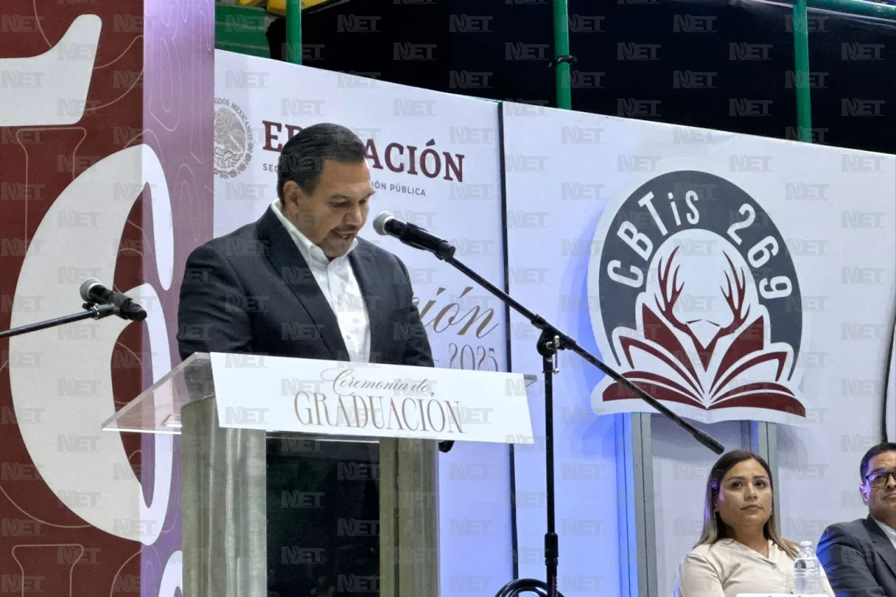 Celebra generación 2025 graduación del Cbtis 269
