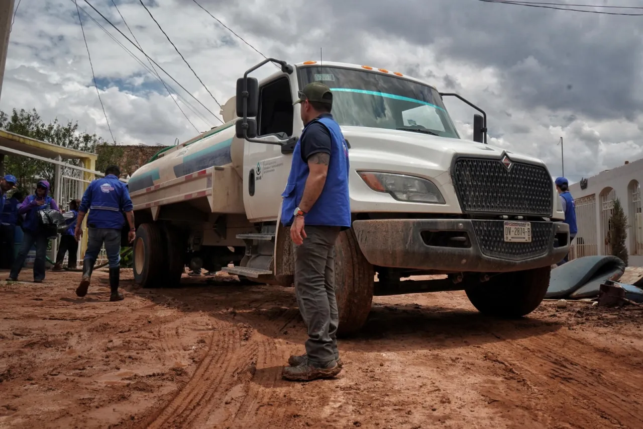 Atiende Gobierno del Estado a familias afectadas por lluvia en Chihuahua
